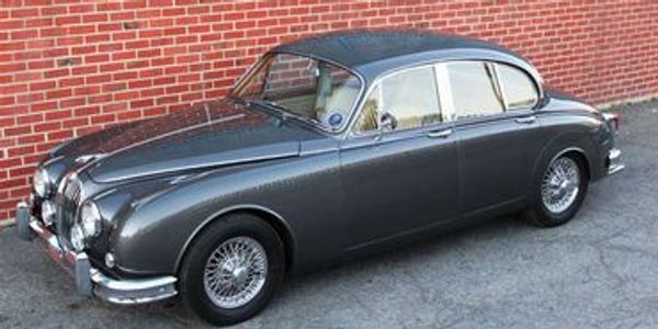 Jaguar MK 2