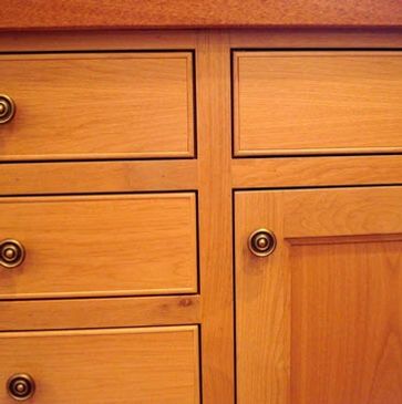 Woodworking software for building custom doors and drawer fronts for woodworking projects