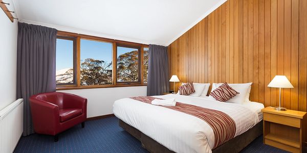 Valhalla Perisher king room.