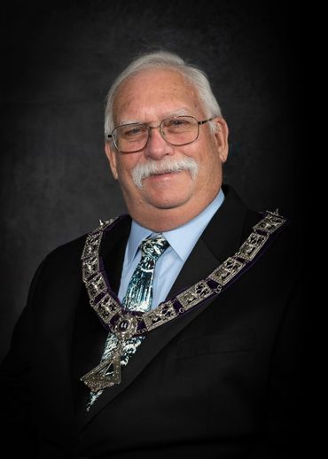 Have your head shots ready for the new year and new officers