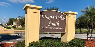 Photo of 4504 La Carmen Ct. community entrance sign.