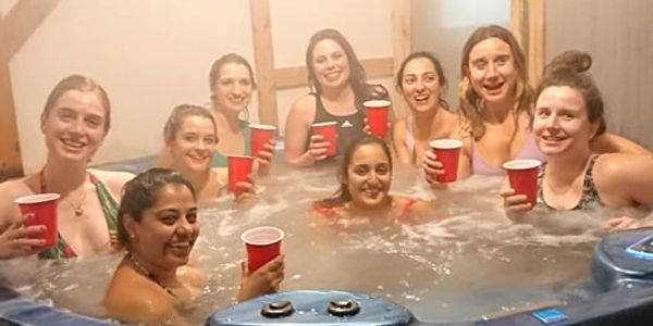 HOT TUB BANSKO CHALET