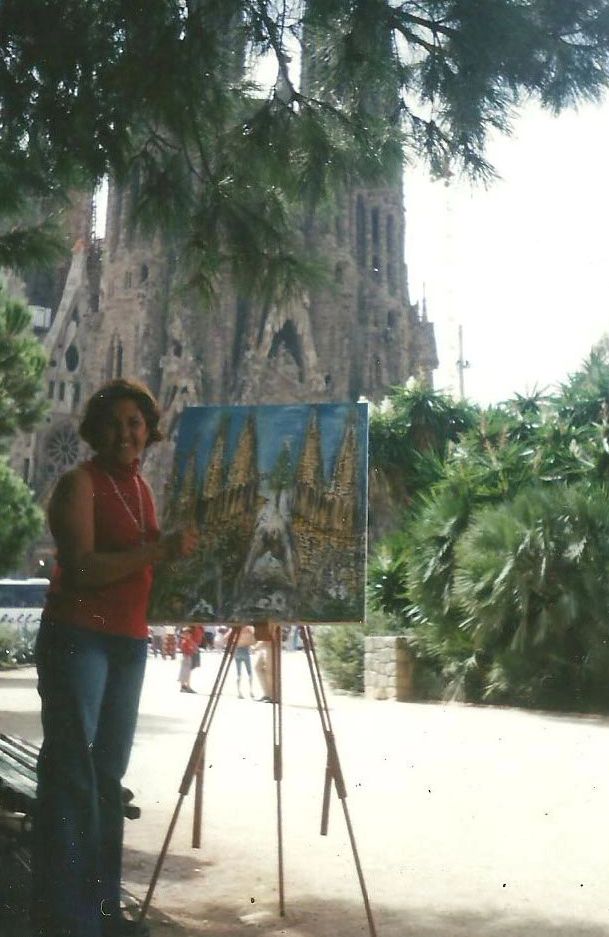Performance Artística Visual em frente a Sagrada Família - Barcelona.