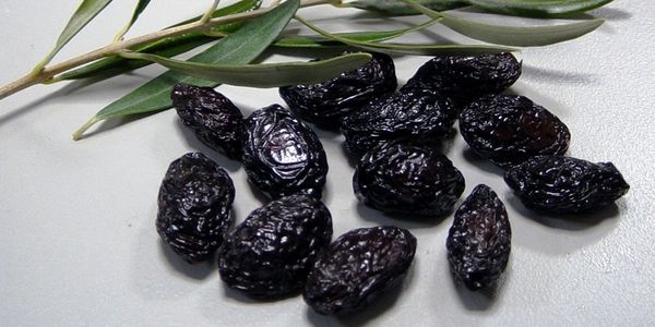 Black dry Thassos olives - G. Sotirelis