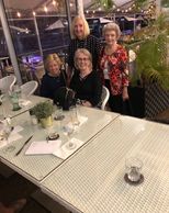 Elaine Campbell (left) and Past Secretary Billie Jo McCann (right) flank our Past
President