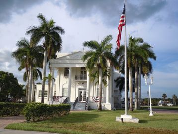 Everglades City, Florida Everglades, day trips.