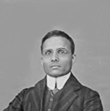 Vinayak Damodar Savarkar
Swatantryaveer Savarkar
Veer Savarkar