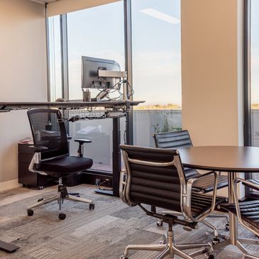Heigh adjustable office desks