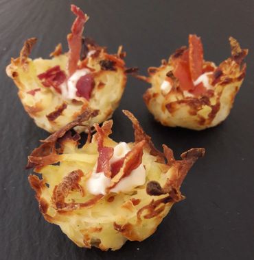 Potato Nest with Aioli and Crispy Pancetta (Or Aioli and apple/radish salad)  The Canape Kitchen
