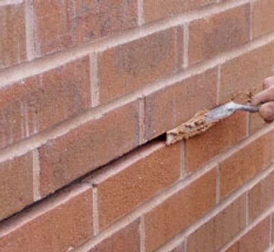 Tuckpointing and mortar repair in Tulsa, OK 
