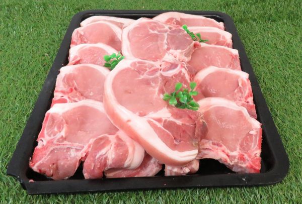 Pork loin chops per kg
