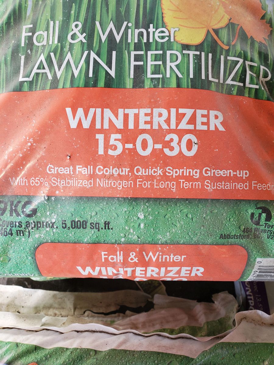 Fall & Winter Lawn Fertilizer 15-0-30