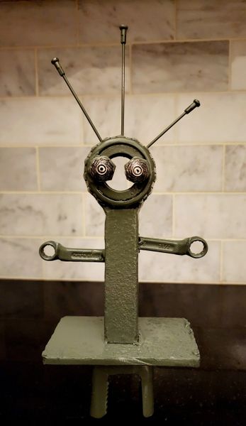 Metal Art - Green Alien - I Come In Peace, 11.25 inches tall, welded scrap metal art