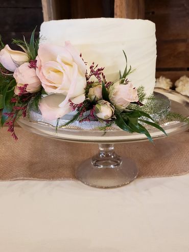 small wedding cake; chocolate