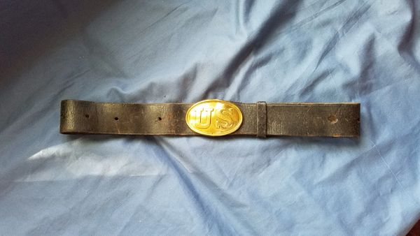 US BELT AND PUPPY PAW BUCKLE