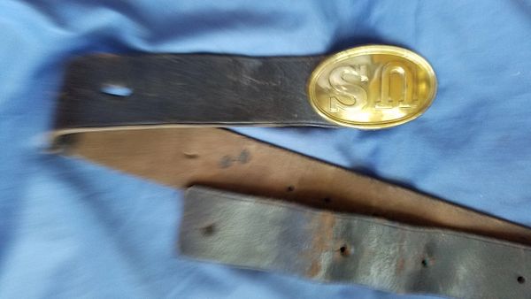 US BELT AND PUPPY PAW BUCKLE