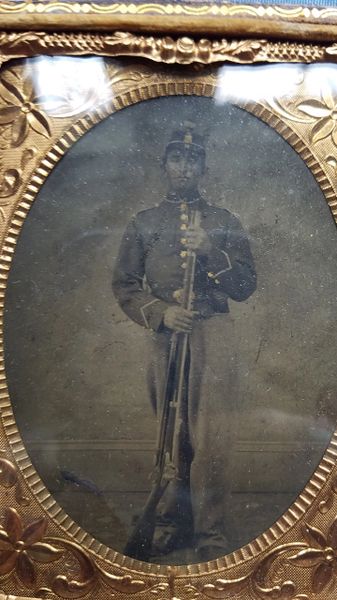 NEW YORK SOLDIER TINTYPE