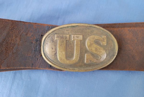 LEATHER BELT AND BUCKLE