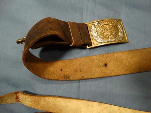 1851 BUFF SWORD BELT AND PLATE