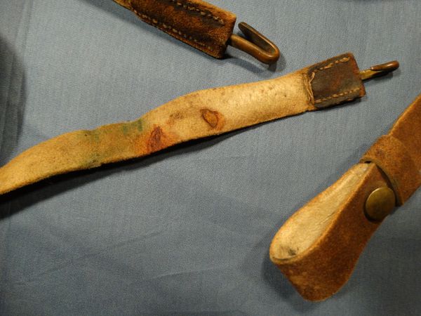 1851 BUFF SWORD BELT AND PLATE