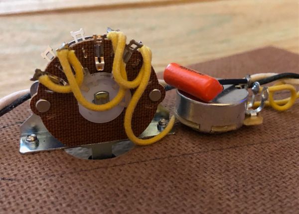 FENDER Reverse Telecaster Wiring Harness CTS Pots - Orange