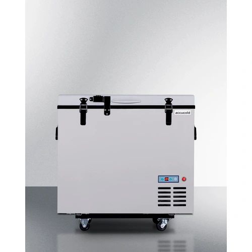 Portable Refrigerator/Freezer with Lock , Summit SPRF86M2