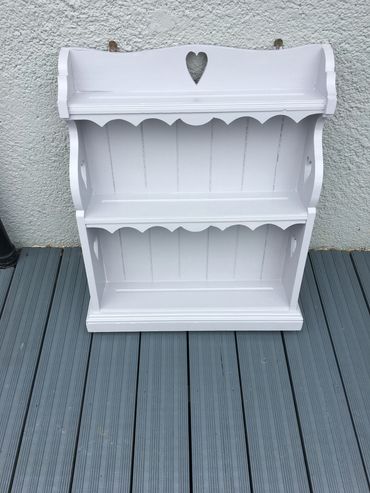 Interior Plate Shelf painted in Dulux Paint 