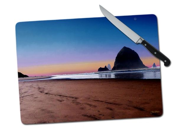 Haystack Large Tempered Glass Cutting Board