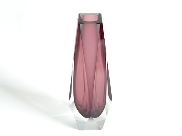 Faceted Vase in Purple Murano Sommerso Art Glass Attributed to Mandruzzato Italy