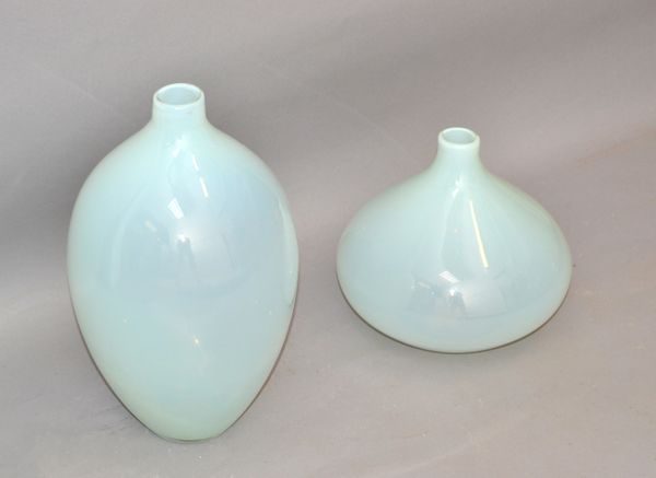 Set 2 Blenko Style Mid-Century Modern Hand Made Blown Art Glass