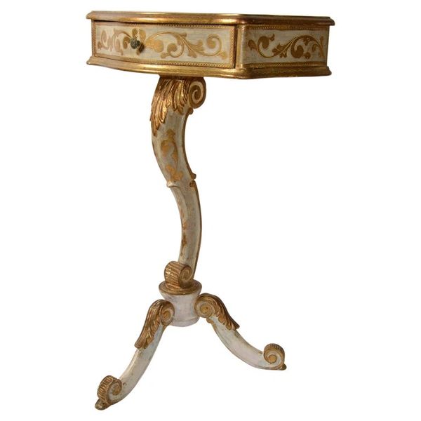 20th Century Giltwood Florentine Side Table Hand-Carved Tripod Scrolled Base