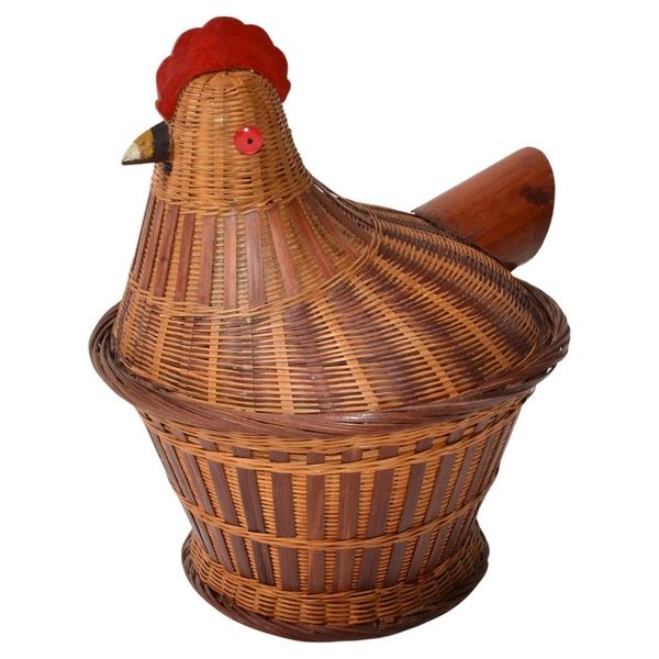 Vintage Chicken Folk Art Wicker Wood Bamboo Lidded Basket Handwoven Kitchen 1960