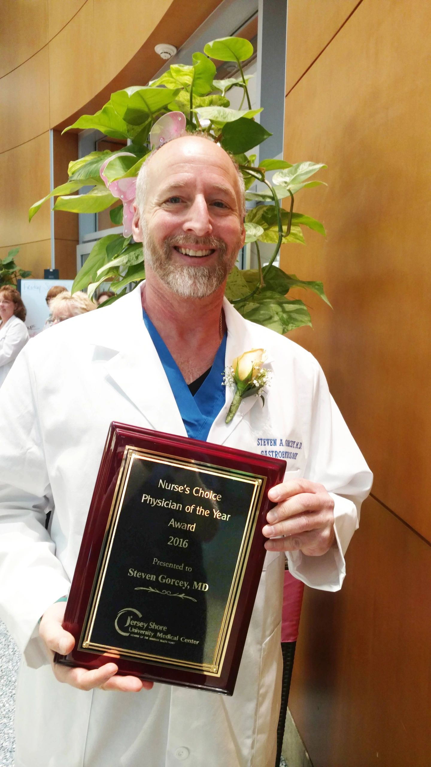 Receiving Nurses choice physician of the year award at JSMC