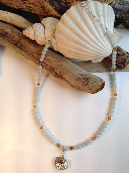 JADEITE AND BALTIC AMBER NECKLACE WITH SCALLOP SHELL CHARM