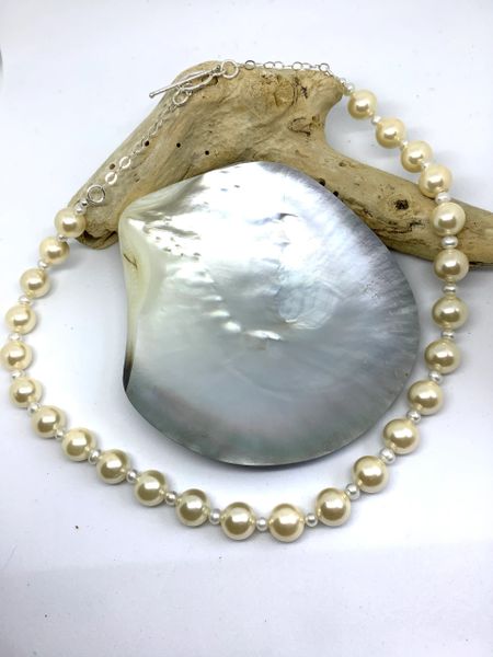 CHAMPAGNE PEARL NECKLACE