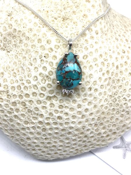 EGYPTIAN TURQUOISE PENDANT AND CHAIN.