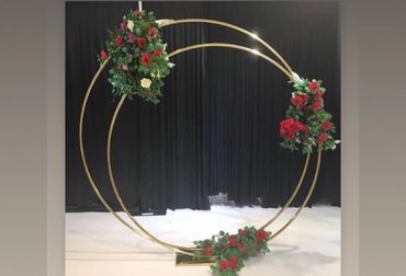 Double Ring  Gold
7ft
Backdrop