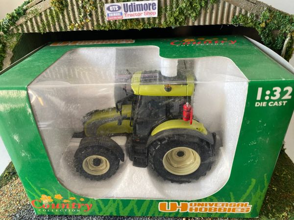2630 Universal Hobbies Valtra C series tractor 1:32 BOXED