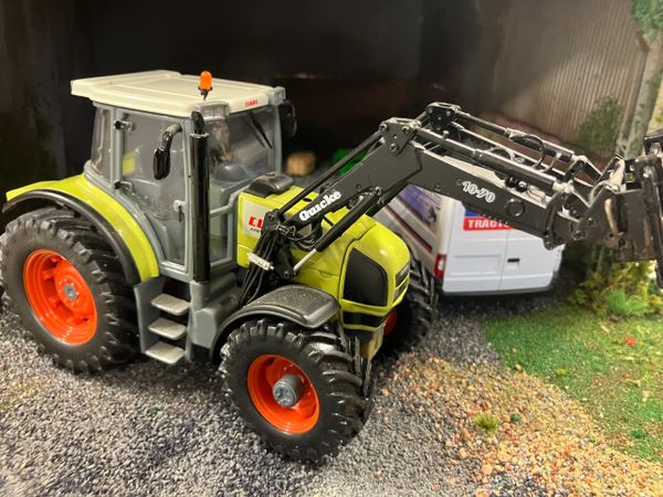 Claas Ares 836RZ Tractor with Quick front loader 1:32 tractor conversion