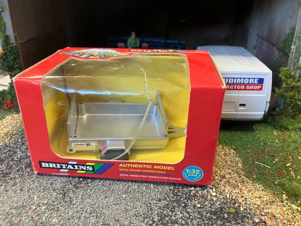 9410 Britains Logic CT 700 Trailer 1:32 scale