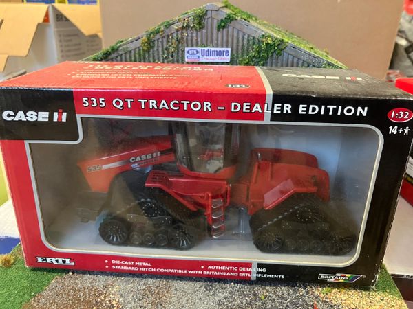 14540 Britains CASE 535 QT Quadtrac 2007 model Tractor 1:32 scale DEALER EDITION ERTL