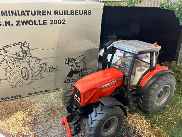 LCN 2002 show model Massey Ferguson 8270 Tractor 1:32 scale boxed Siku