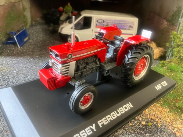 REP510 Replicagri Massey Ferguson 188 2WD Tractor Boxed 1:32 scale