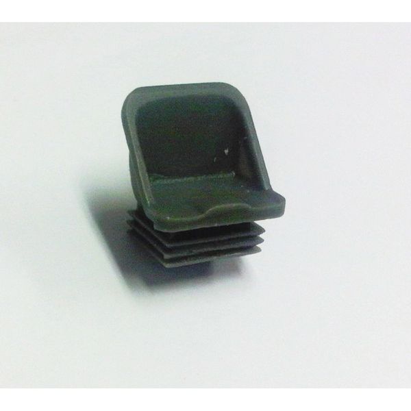 04552 Seat 02 17 mm x 15 mm x 13 mm Tractor farm machinery 1:32 scale