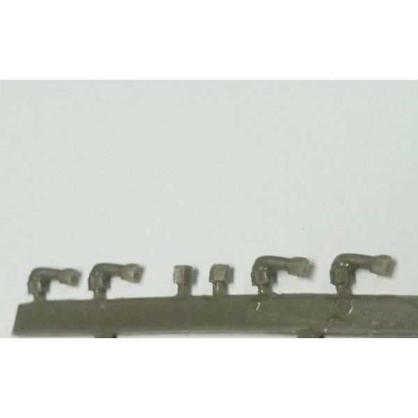 04581 Hydro power Electricity hose fittings connections 4 Artisan32 farm machinery 1:32 scale