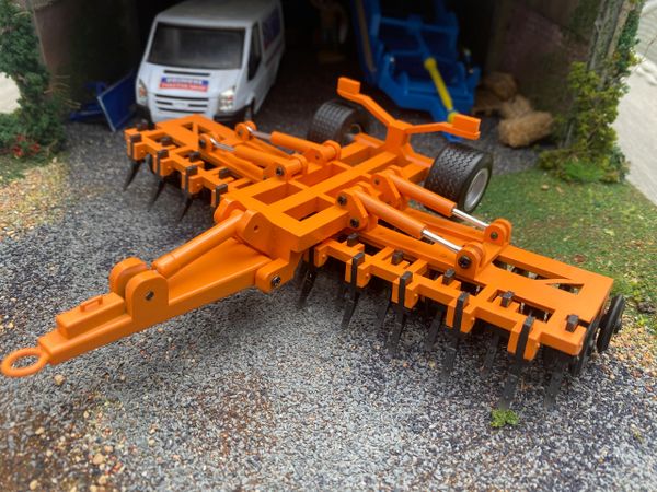 Orange Simba 6m double folding press cultipress 1:32 scale conversion