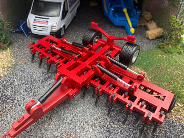 Red Simba 6m double folding press cultipress 1:32 scale conversion