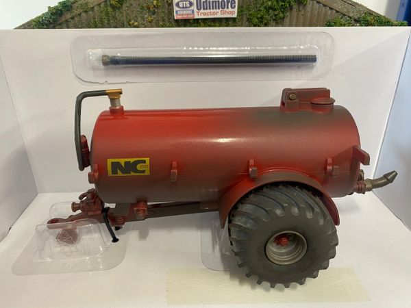 Lightly weathered Britains Red NC Slurry Field Tanker conversion 1:32 scale New BOXED 42891