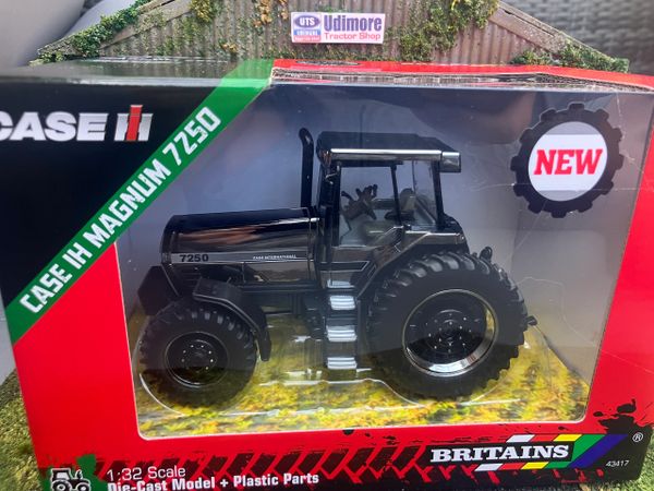43417GM Britains GUN METAL CASE Magnum 7250 Tractor 1:32 scale New Limited Edition