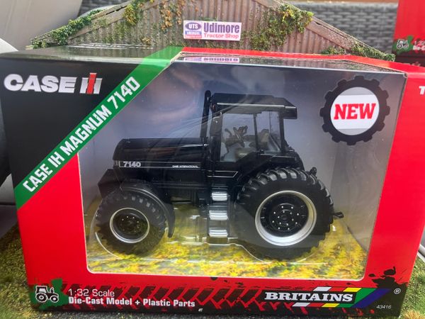 43416BL Britains Black CASE Magnum 7140 Tractor 1:32 scale New Limited Edition